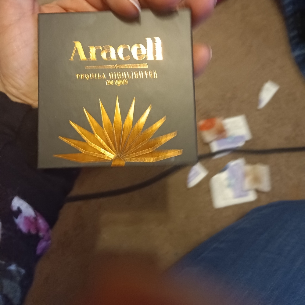 A`nejo Araceli Tequila Highlighter